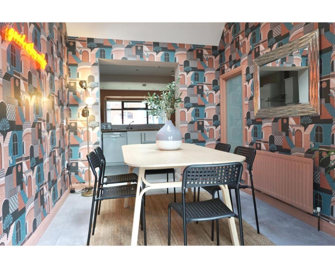 Central Belfast Apartments The Village House Extérieur photo