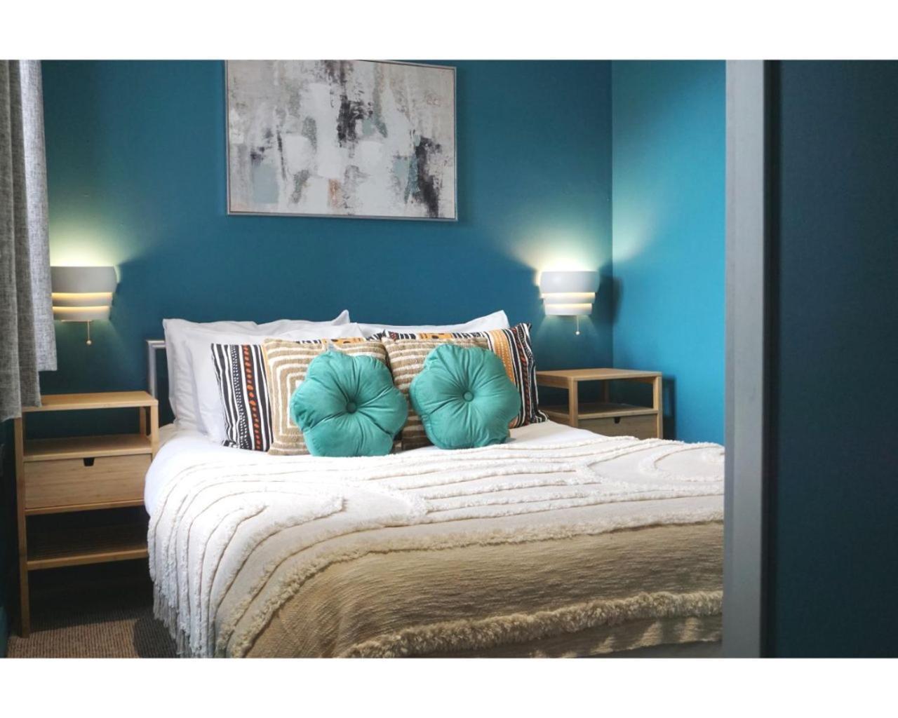 Central Belfast Apartments The Village House Extérieur photo