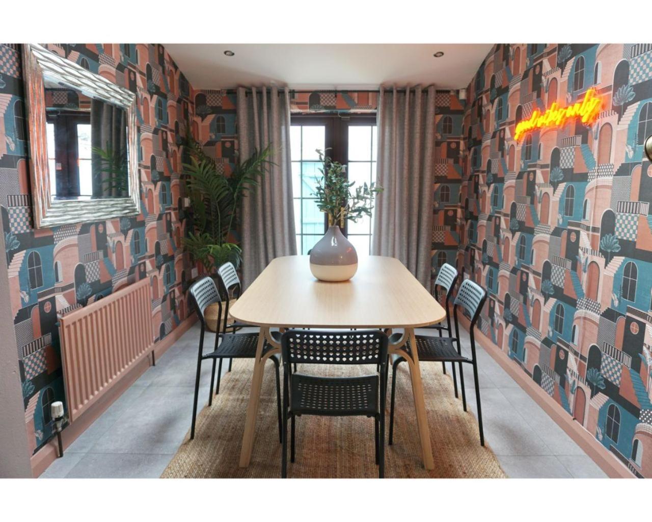 Central Belfast Apartments The Village House Extérieur photo